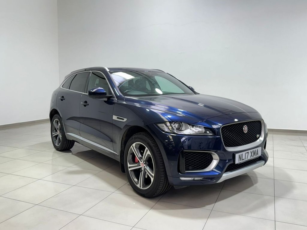 Jaguar F Pace