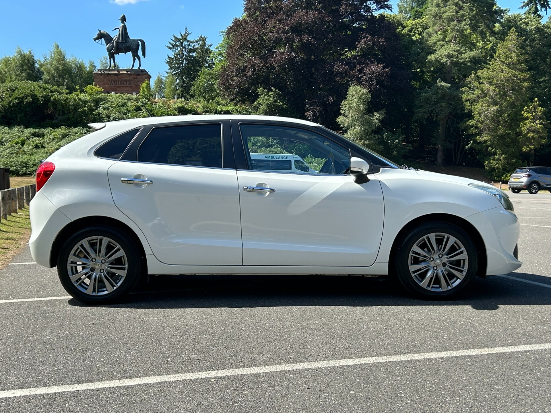Suzuki Baleno