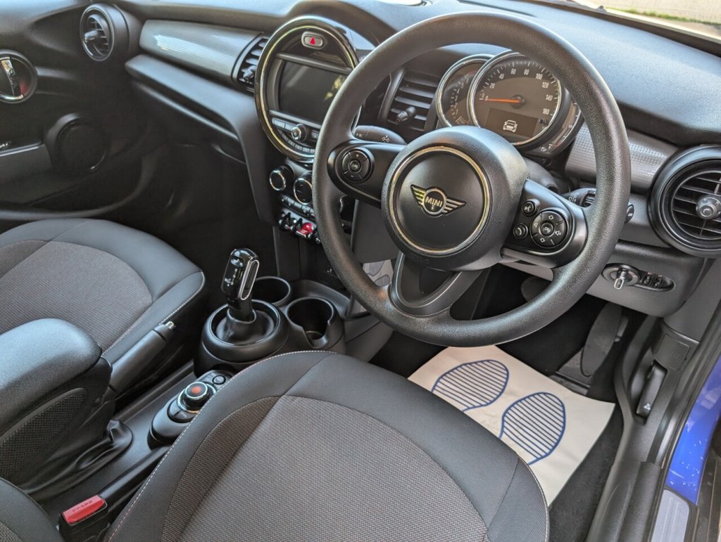 MINI Hatch