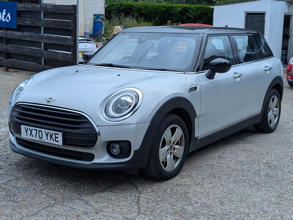 MINI Clubman
