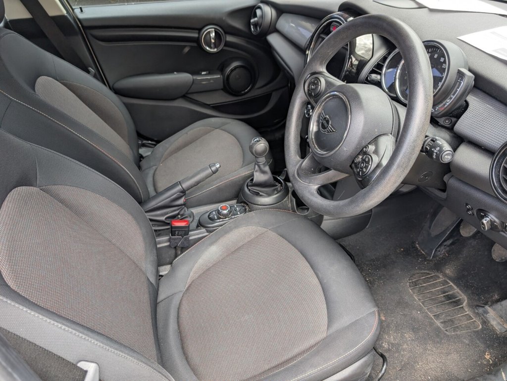 MINI Hatch
