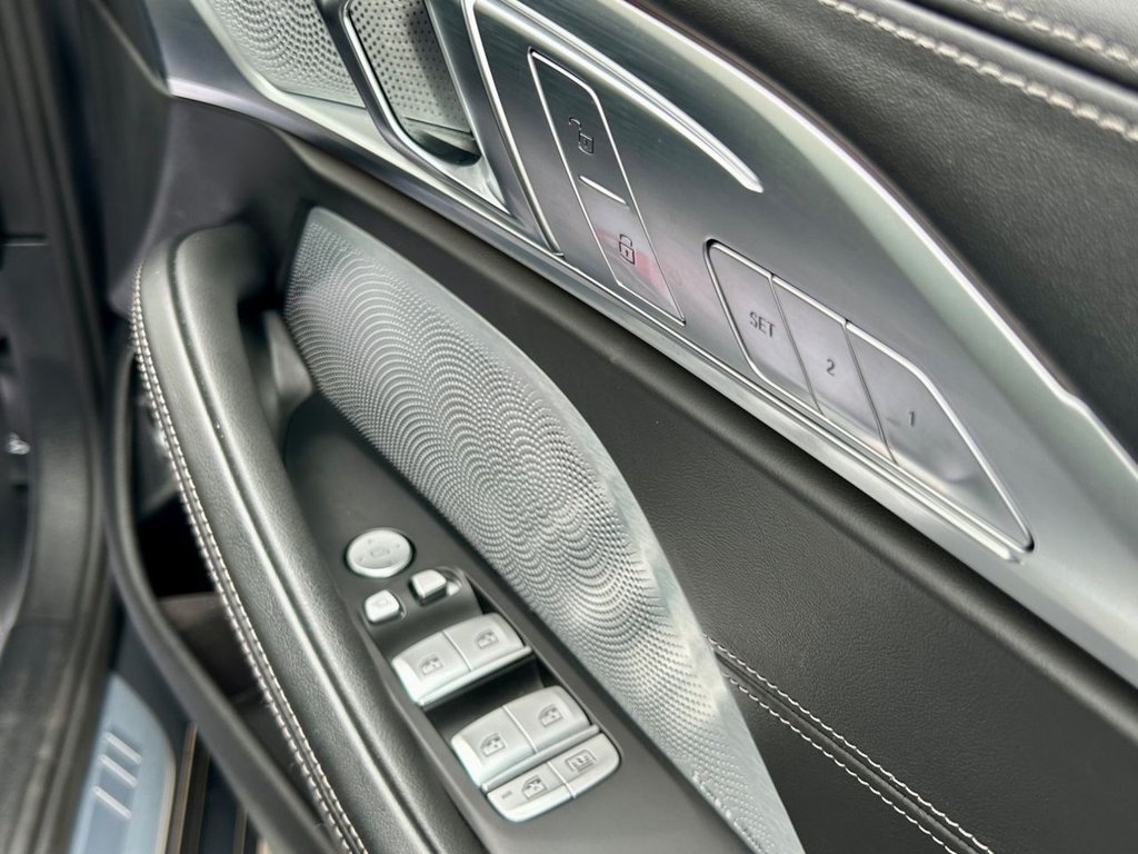 BMW 8 Series