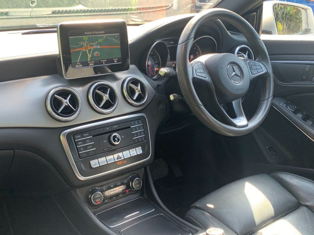 Mercedes Benz CLA