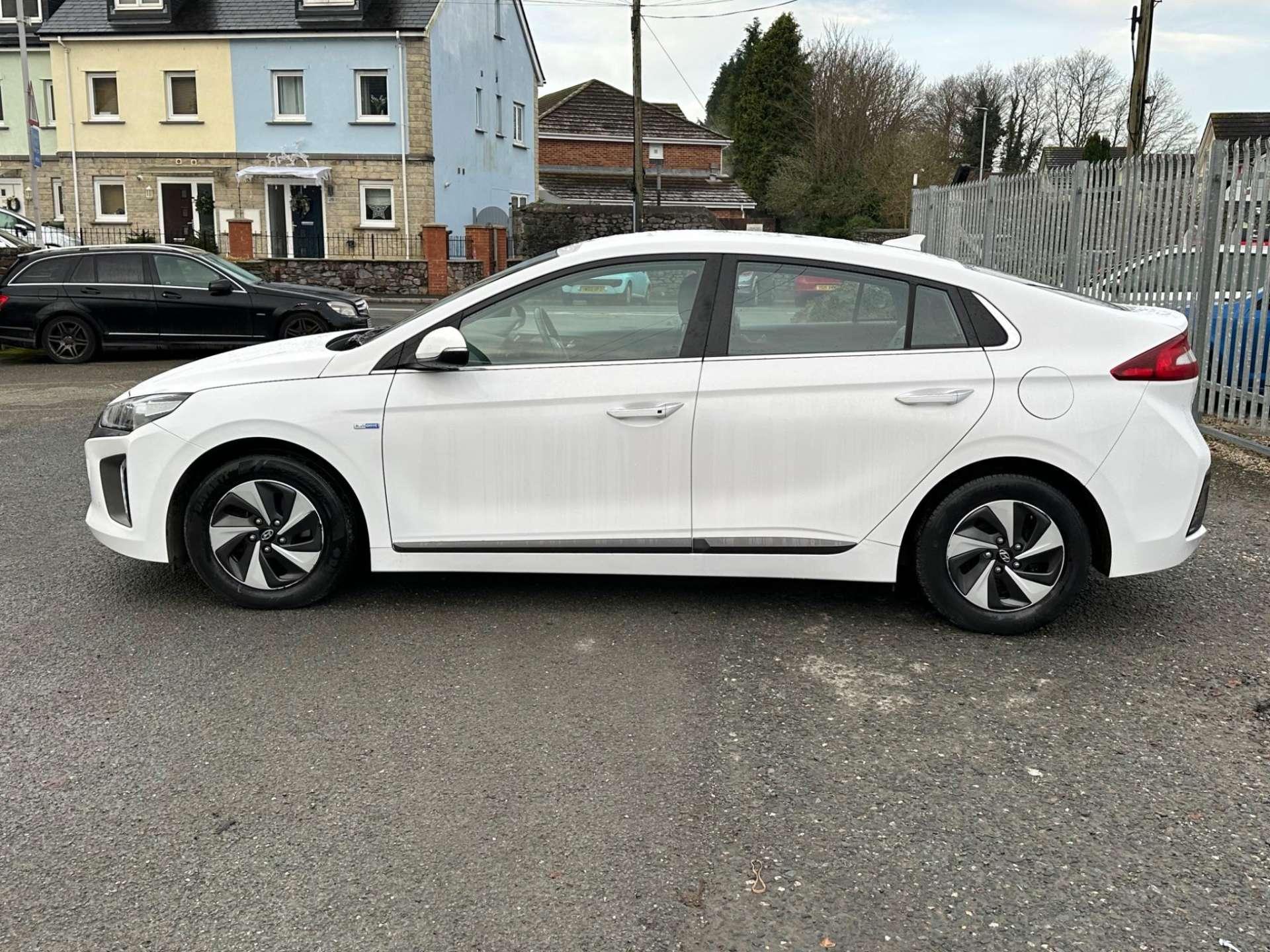 Hyundai IONIQ