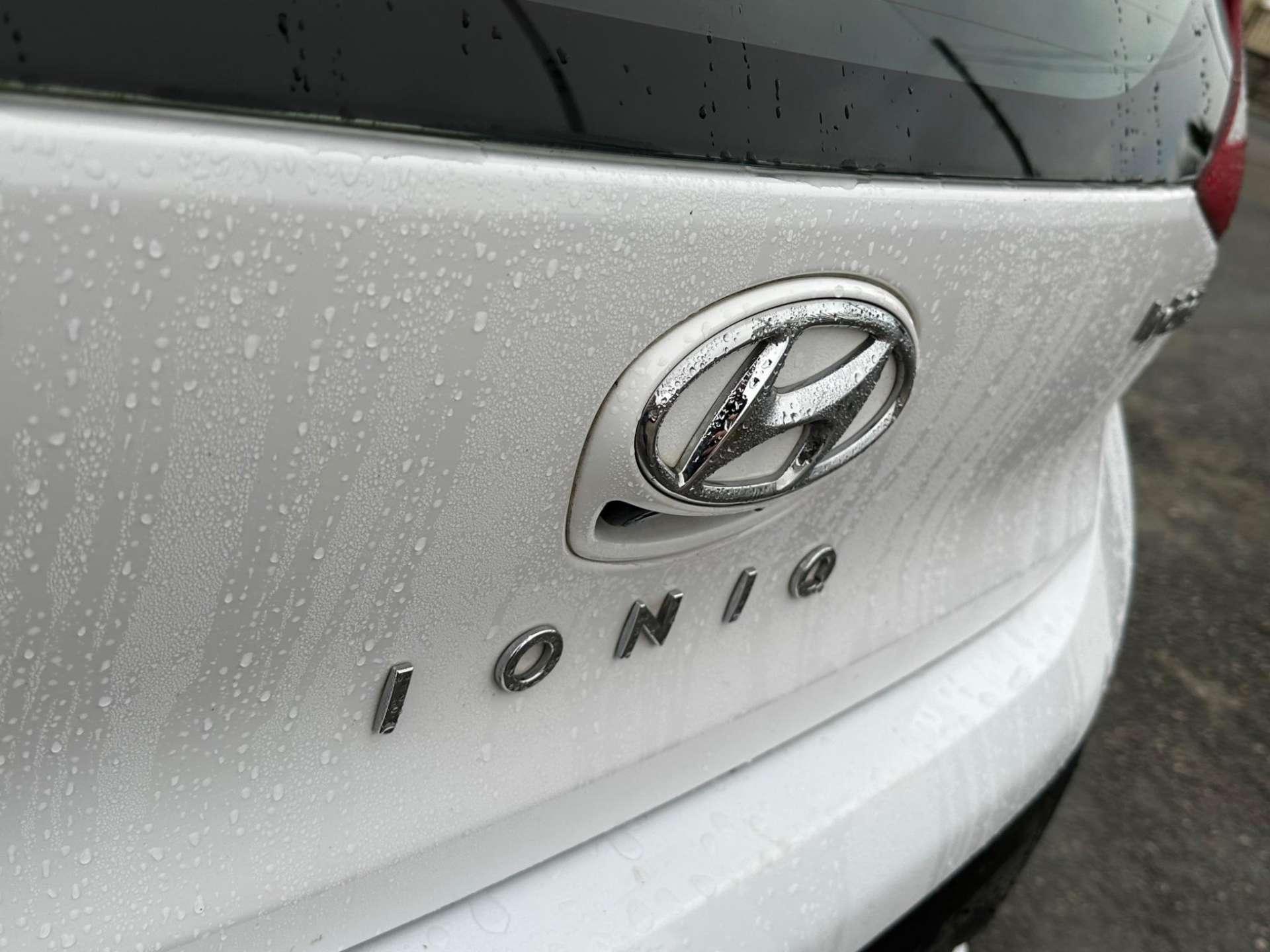 Hyundai IONIQ