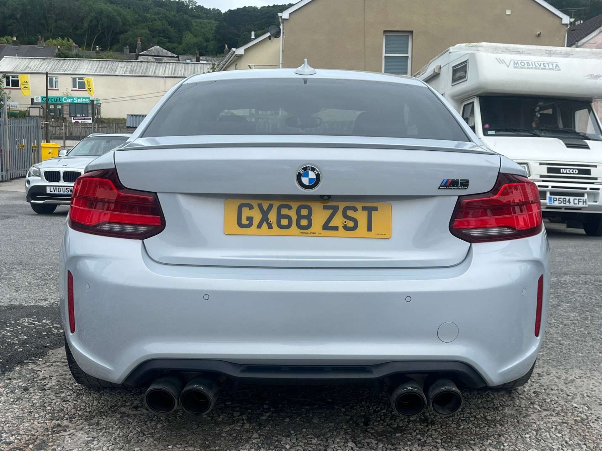 BMW M2