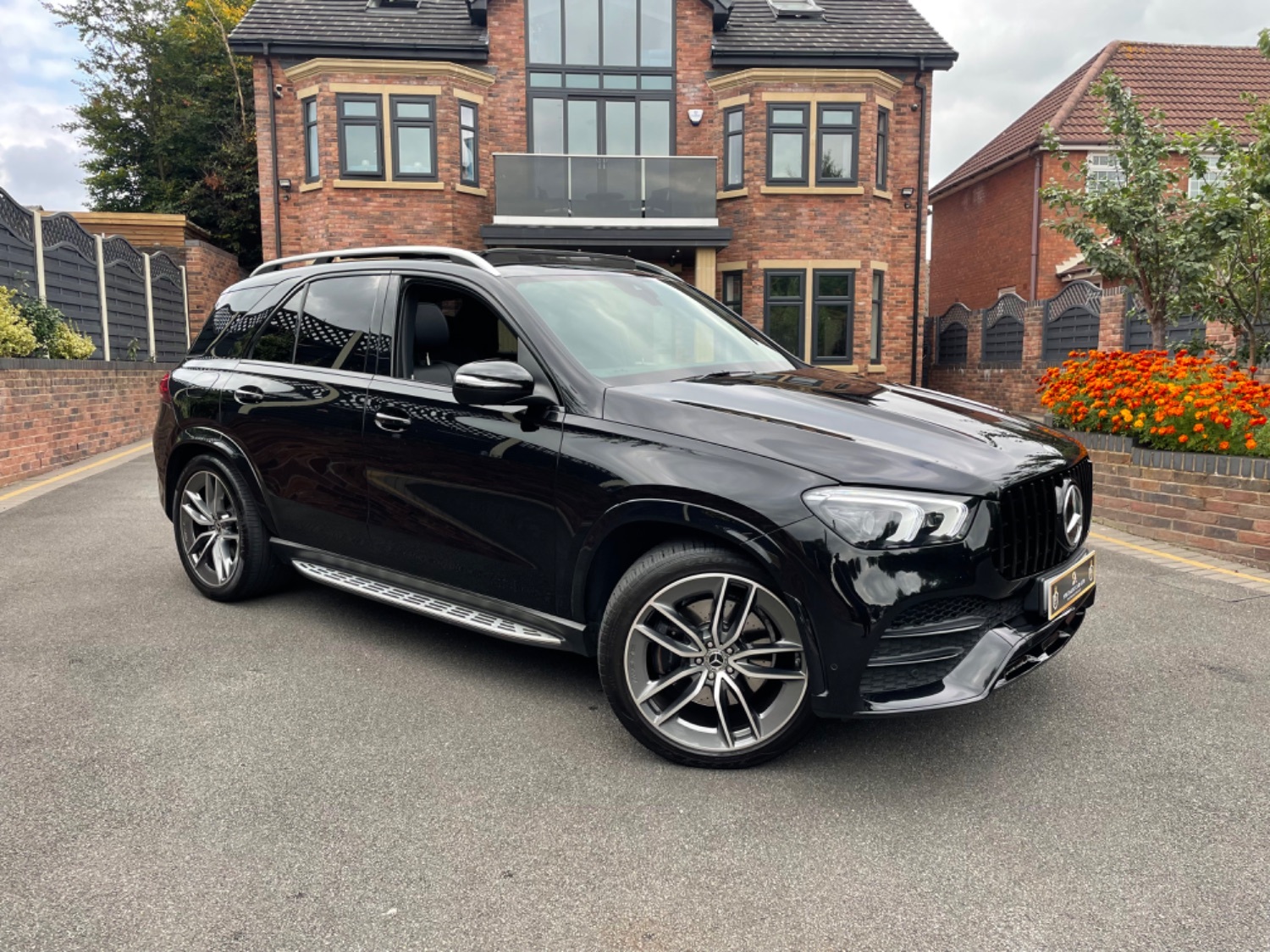 Mercedes Benz GLE-CLASS