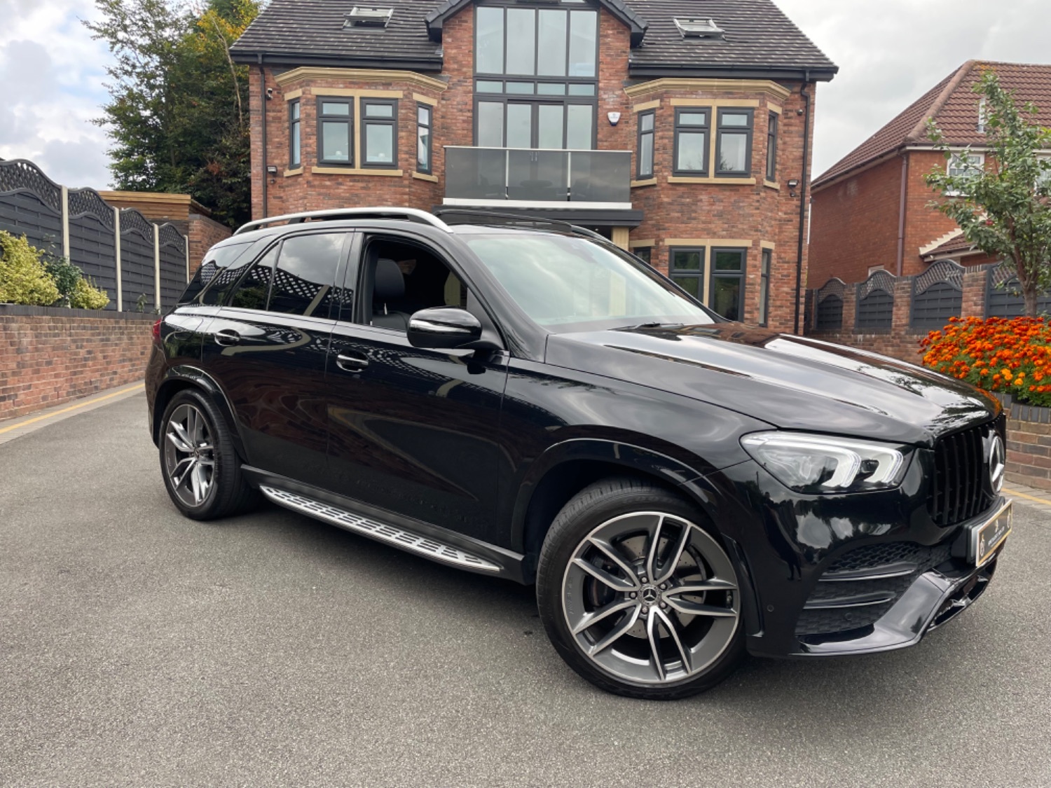 Mercedes Benz GLE-CLASS