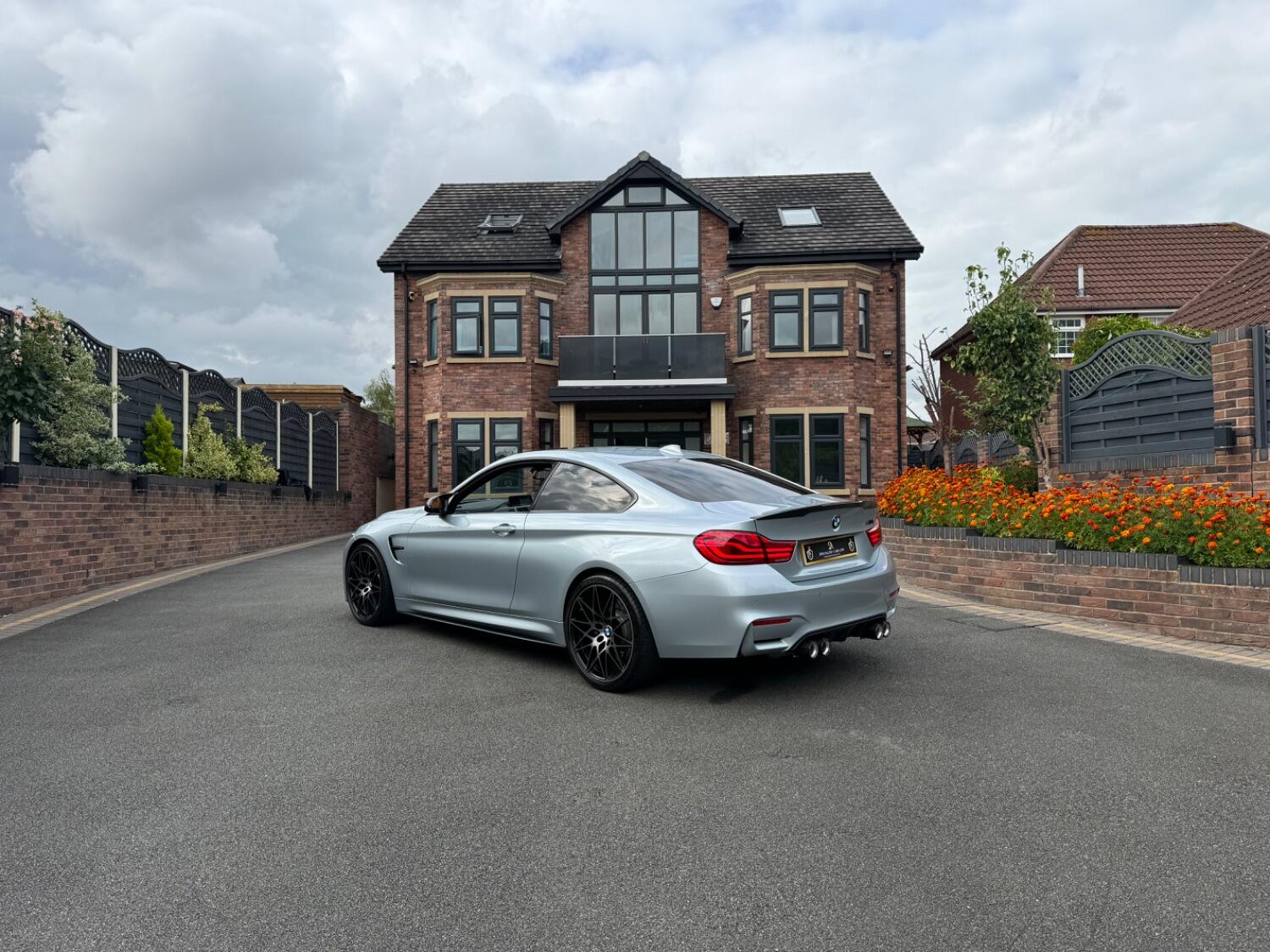 BMW M4