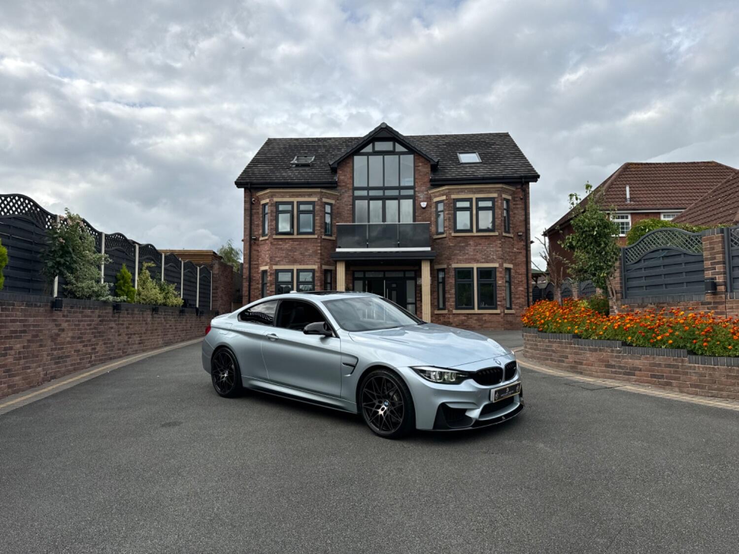 BMW M4