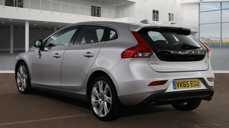 Volvo V40