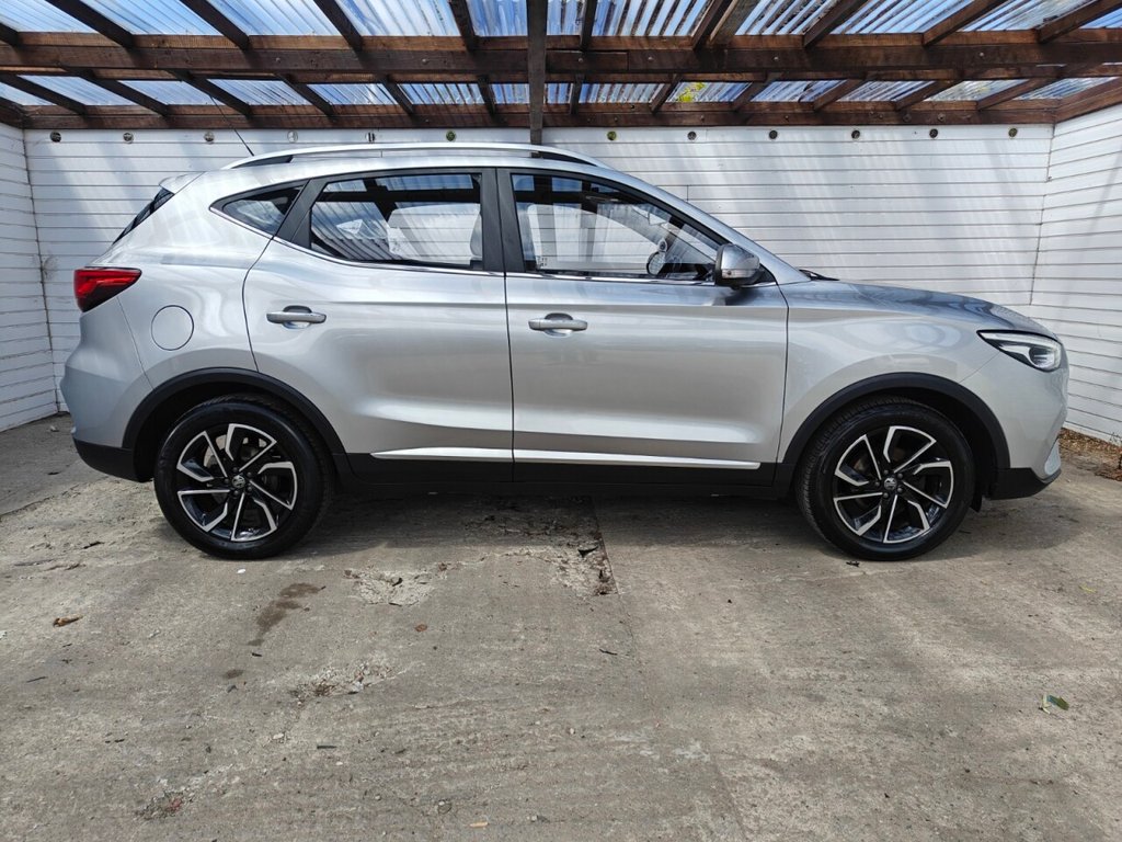 MG ZS