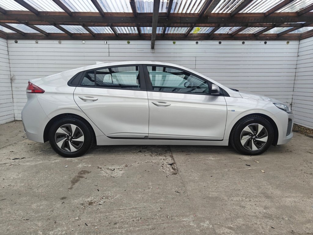 Hyundai IONIQ