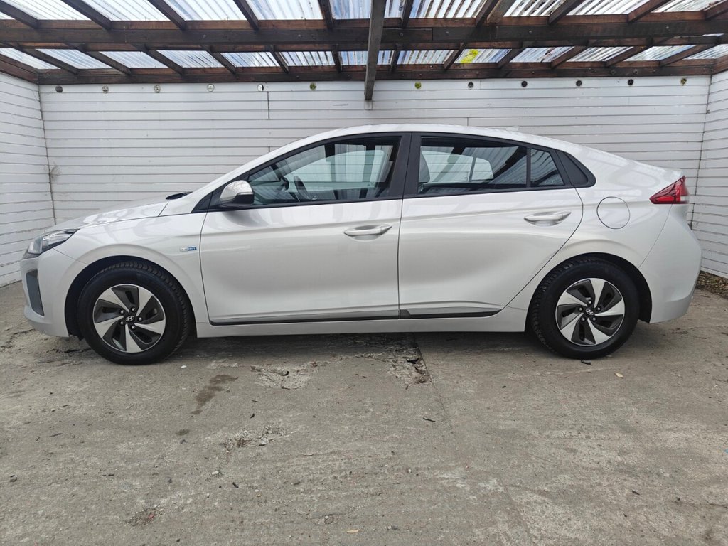 Hyundai IONIQ