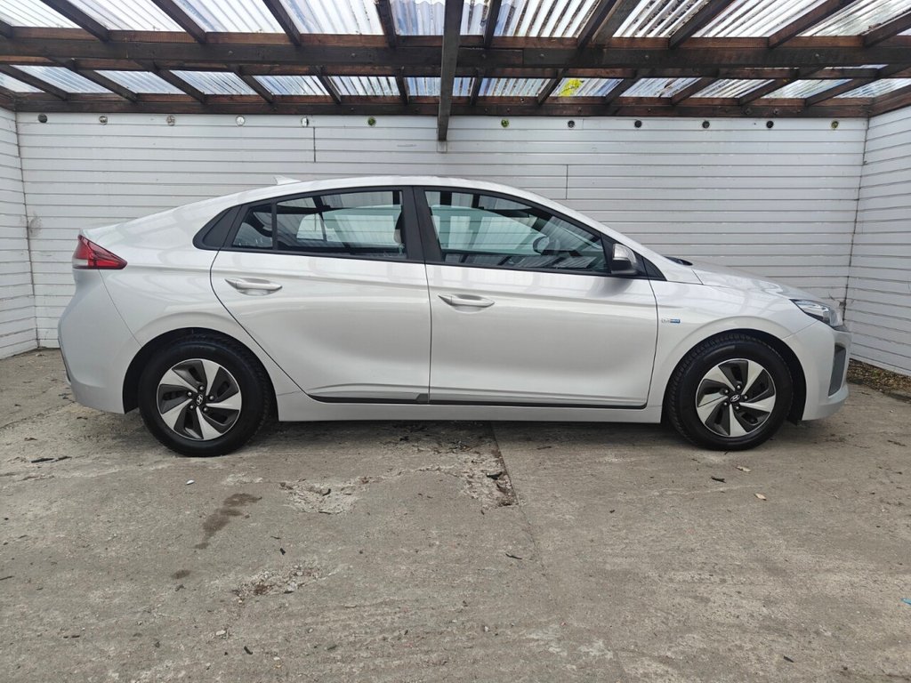 Hyundai IONIQ