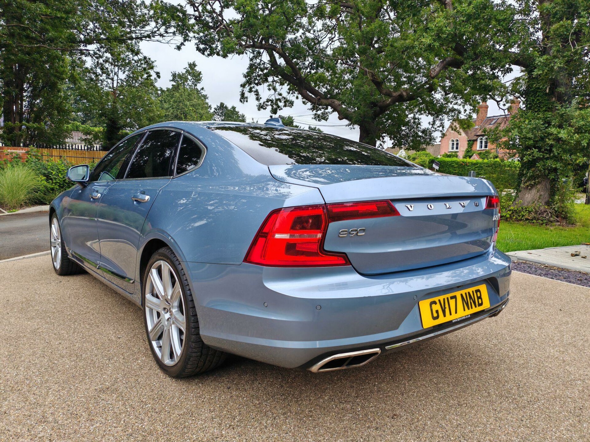 Volvo S90