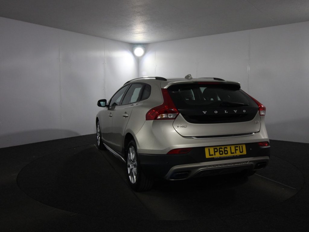 Volvo V40