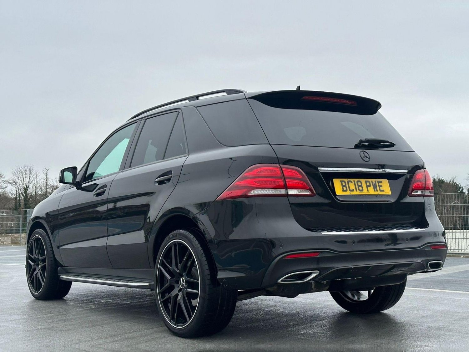Mercedes Benz GLE-CLASS