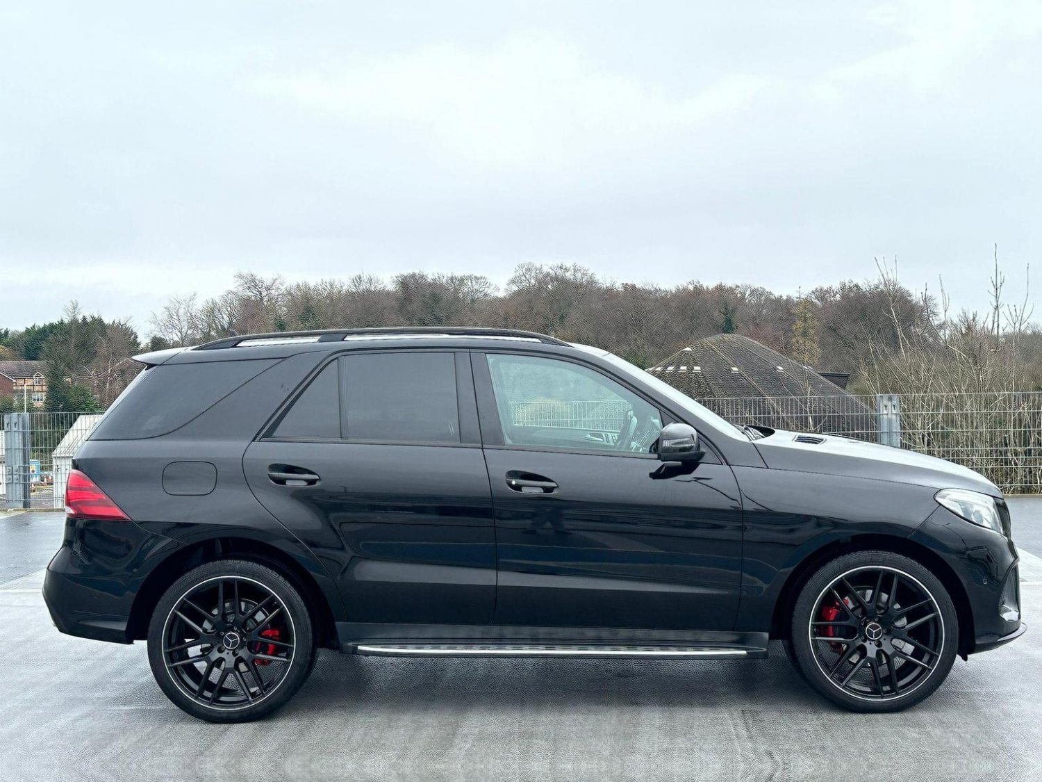 Mercedes Benz GLE-CLASS