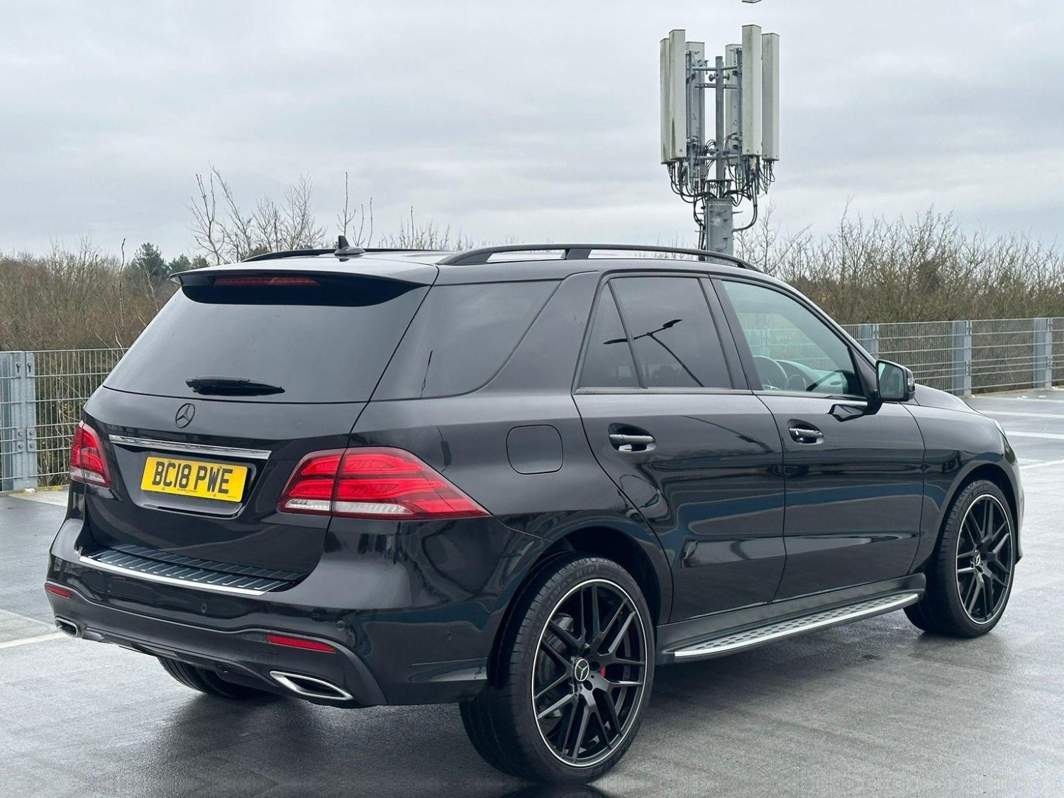 Mercedes Benz GLE-CLASS