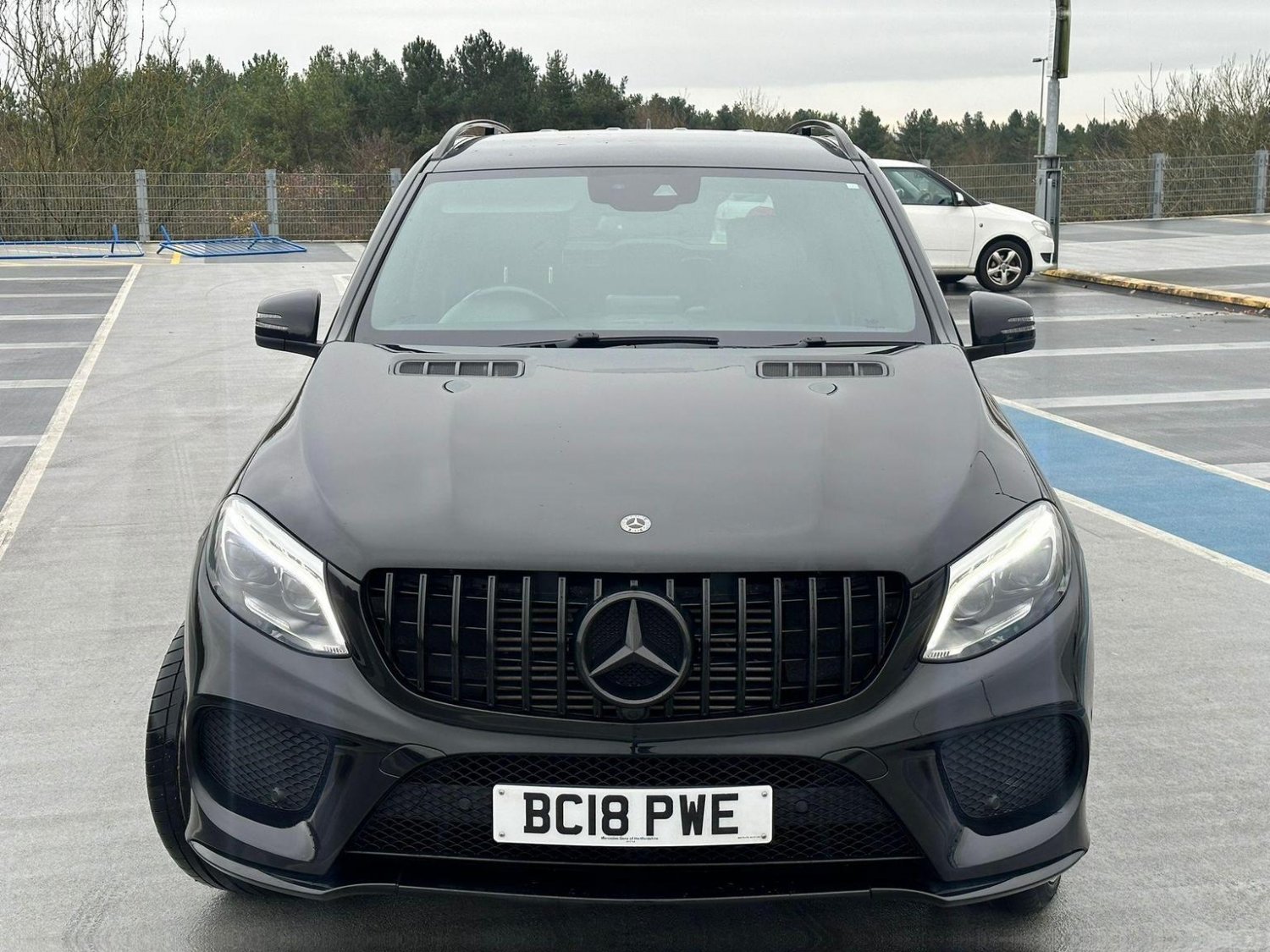 Mercedes Benz GLE-CLASS