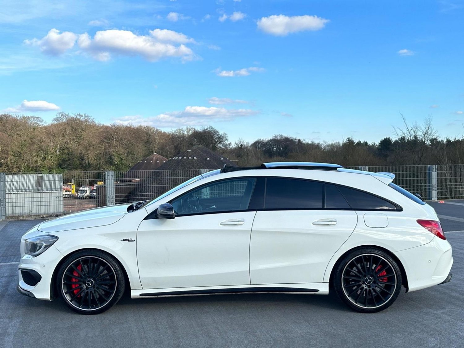 Mercedes Benz CLA