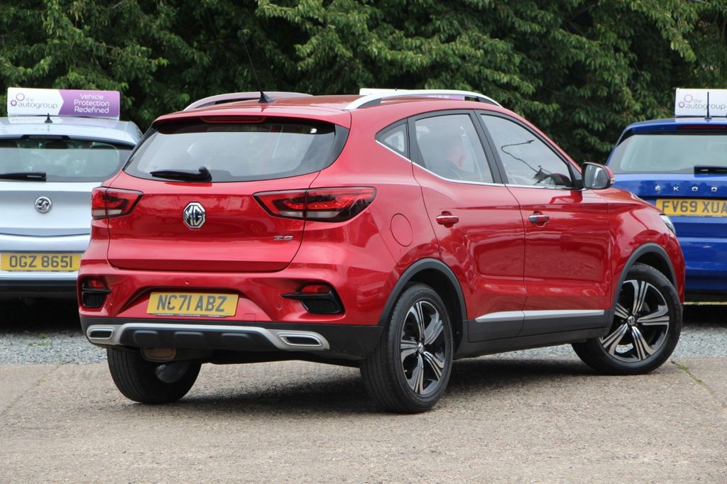MG ZS