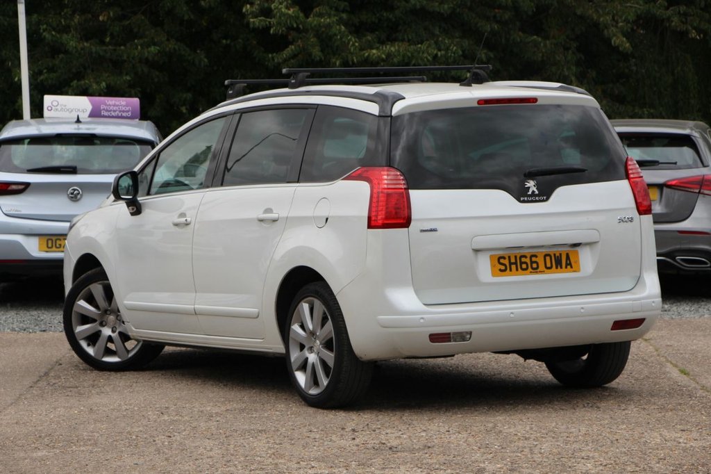 Peugeot 5008