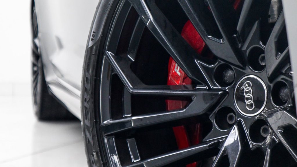 Audi RS4 Avant