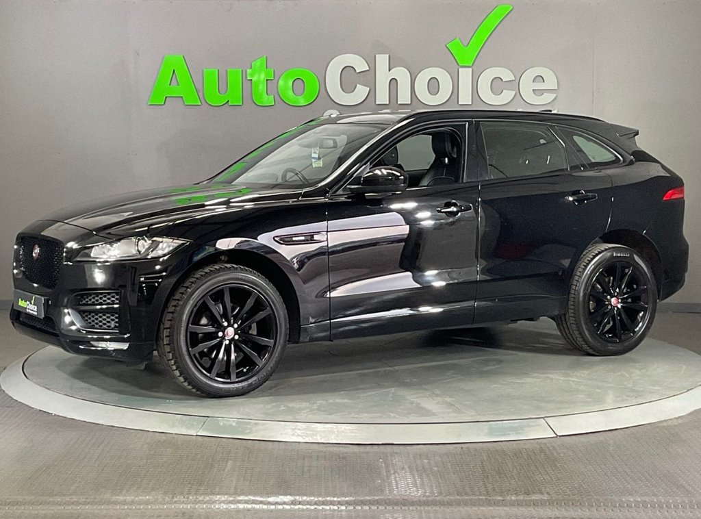 Jaguar F Pace
