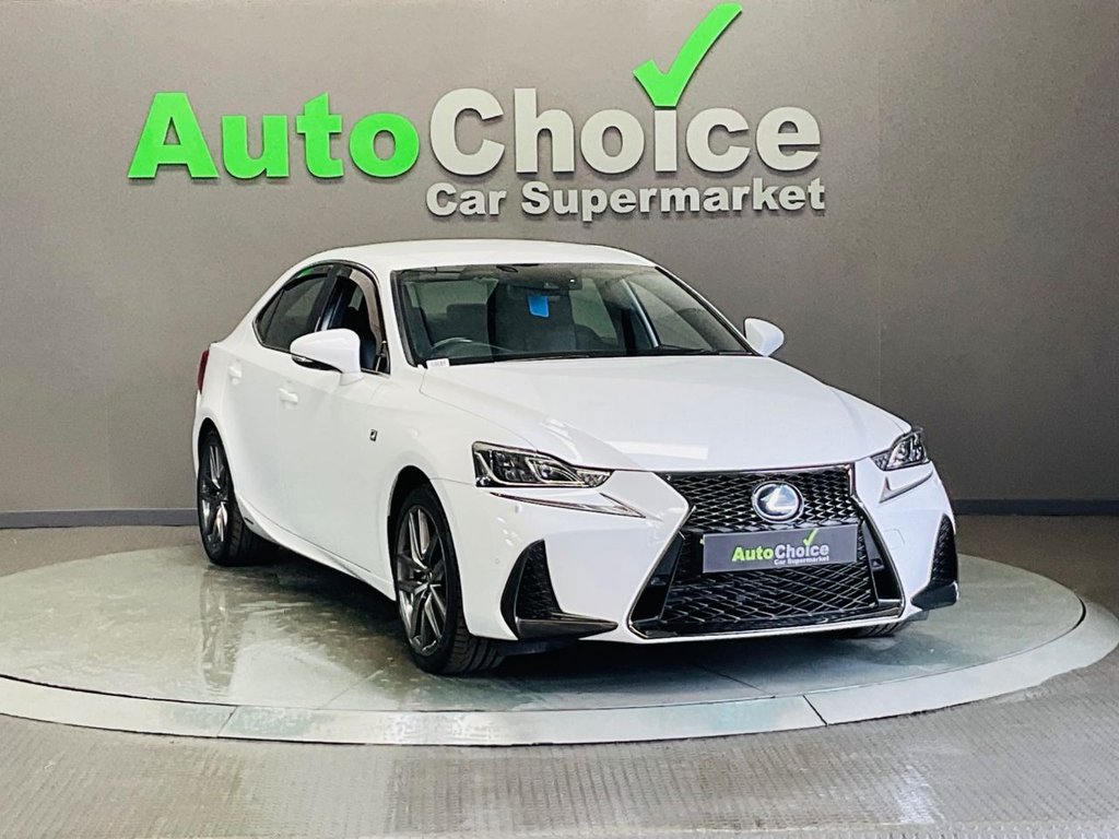 Lexus IS