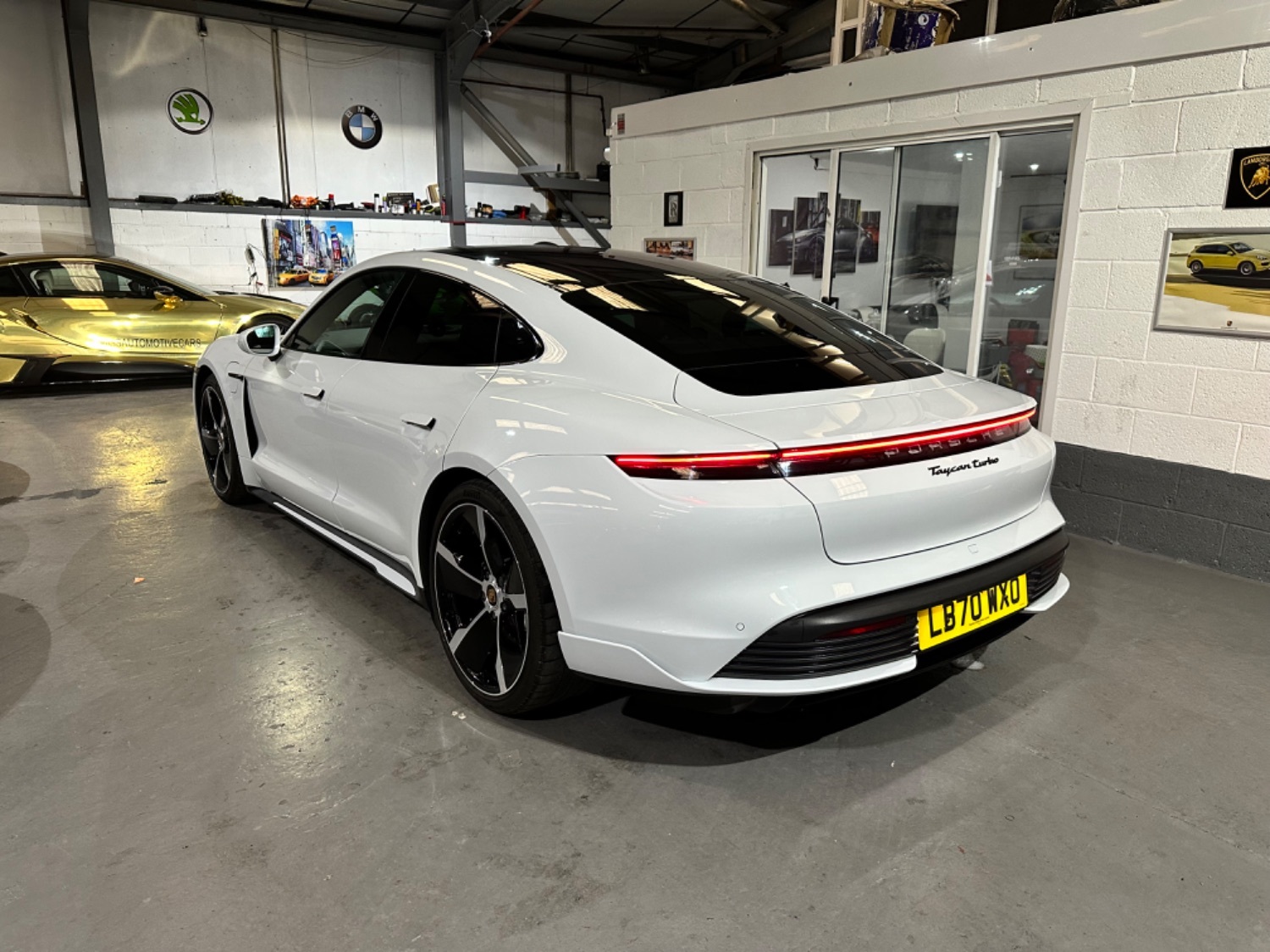 Porsche Taycan