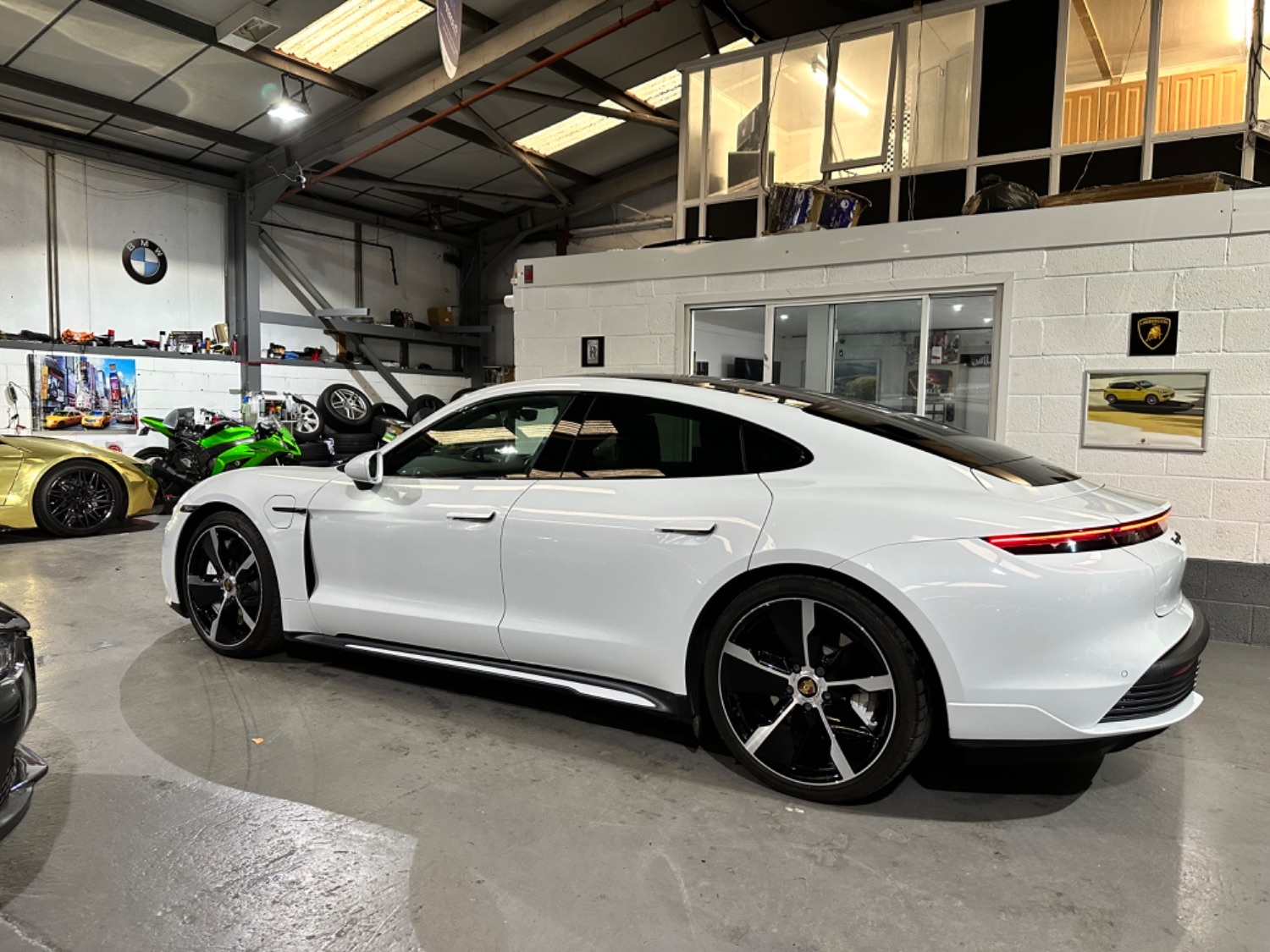 Porsche Taycan