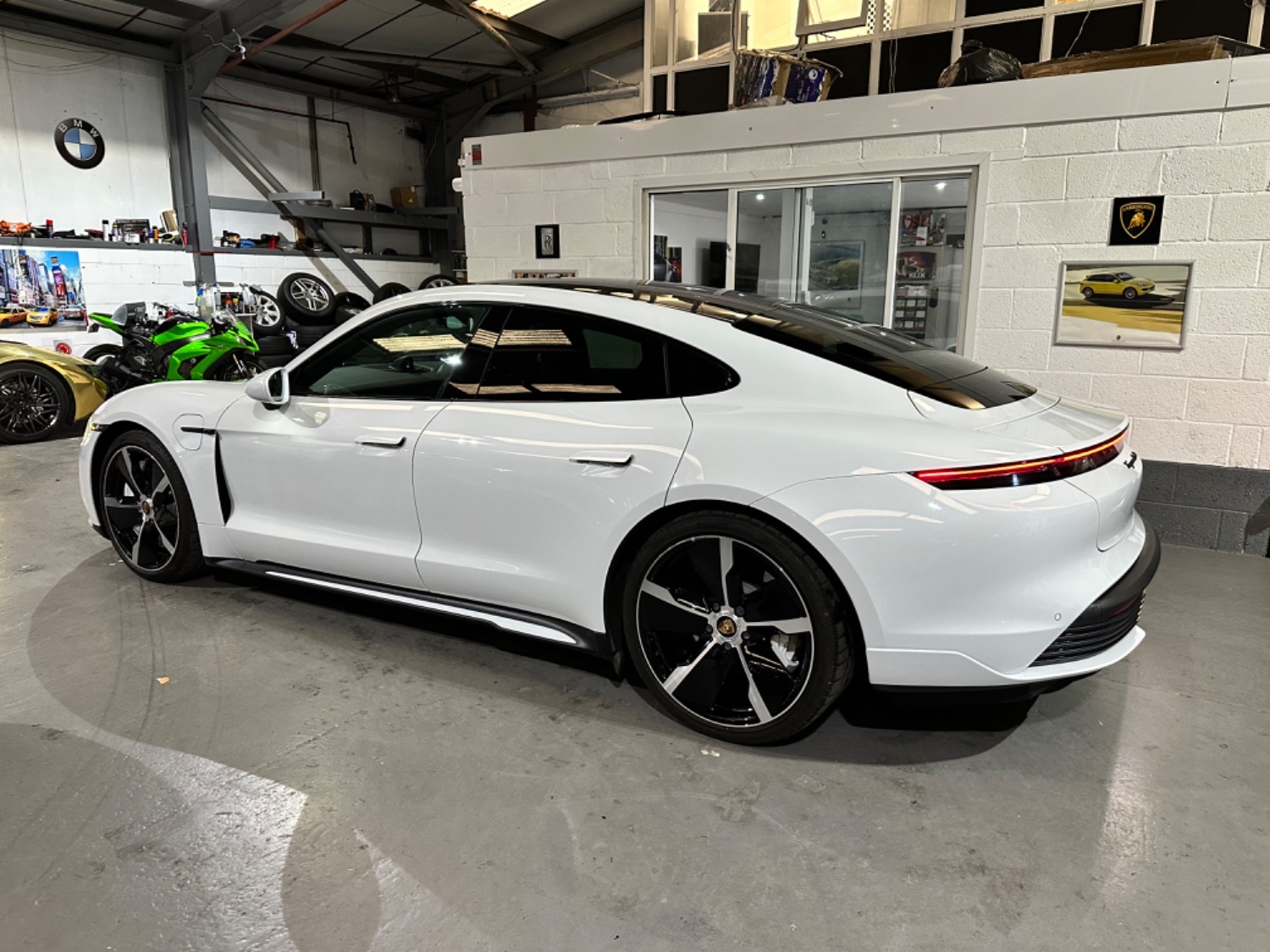 Porsche Taycan