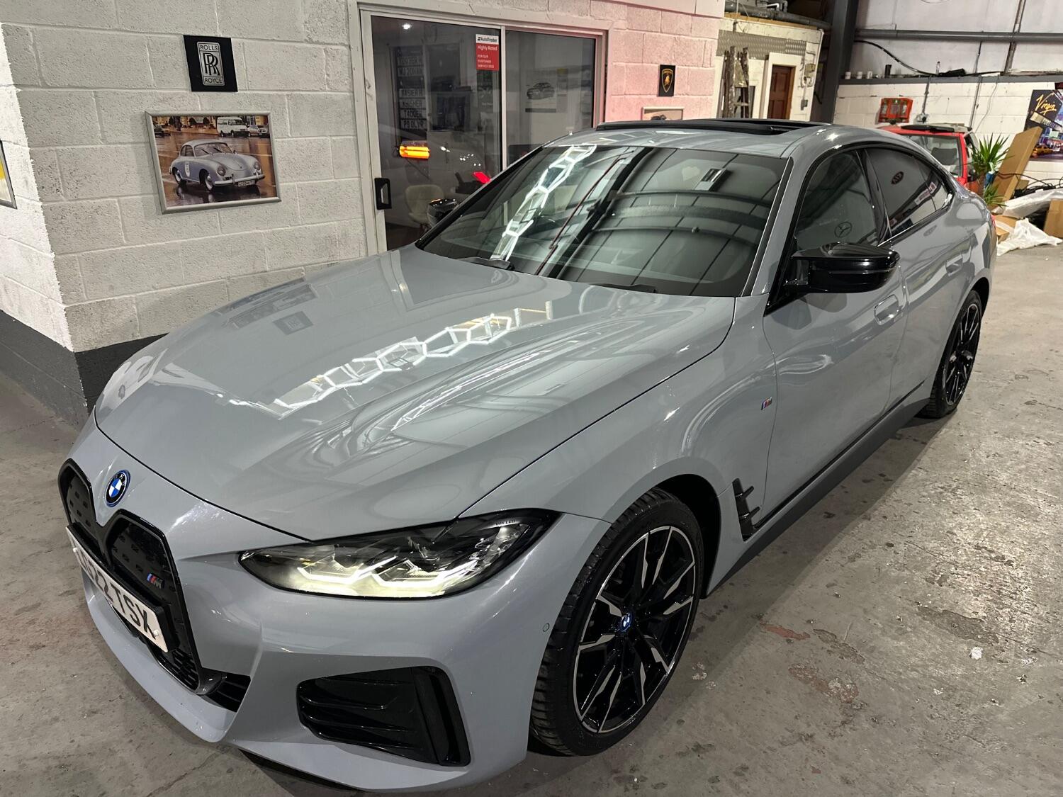 BMW i4