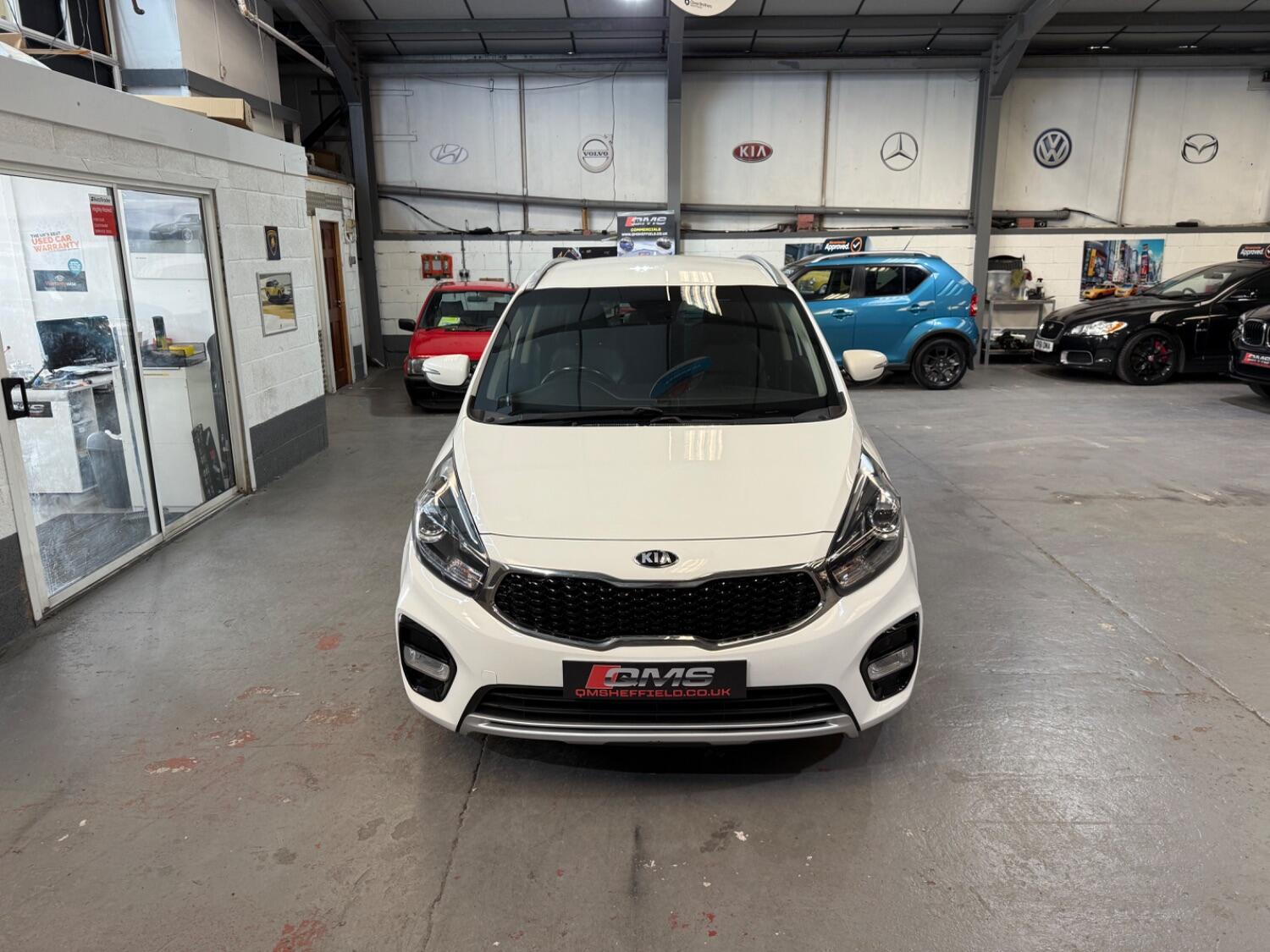 Kia Carens