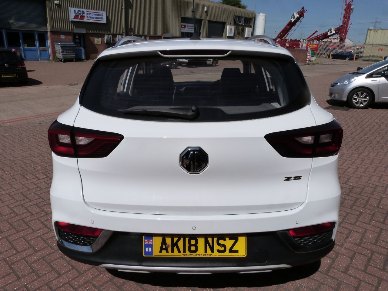 MG ZS