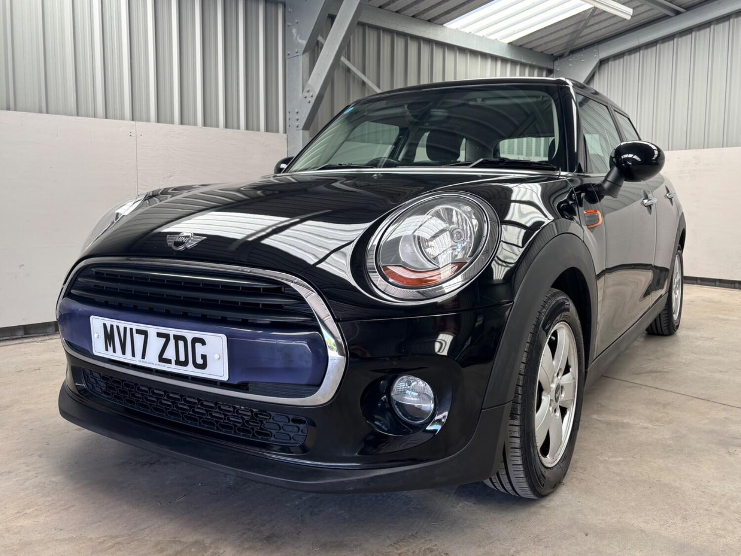 MINI Hatch