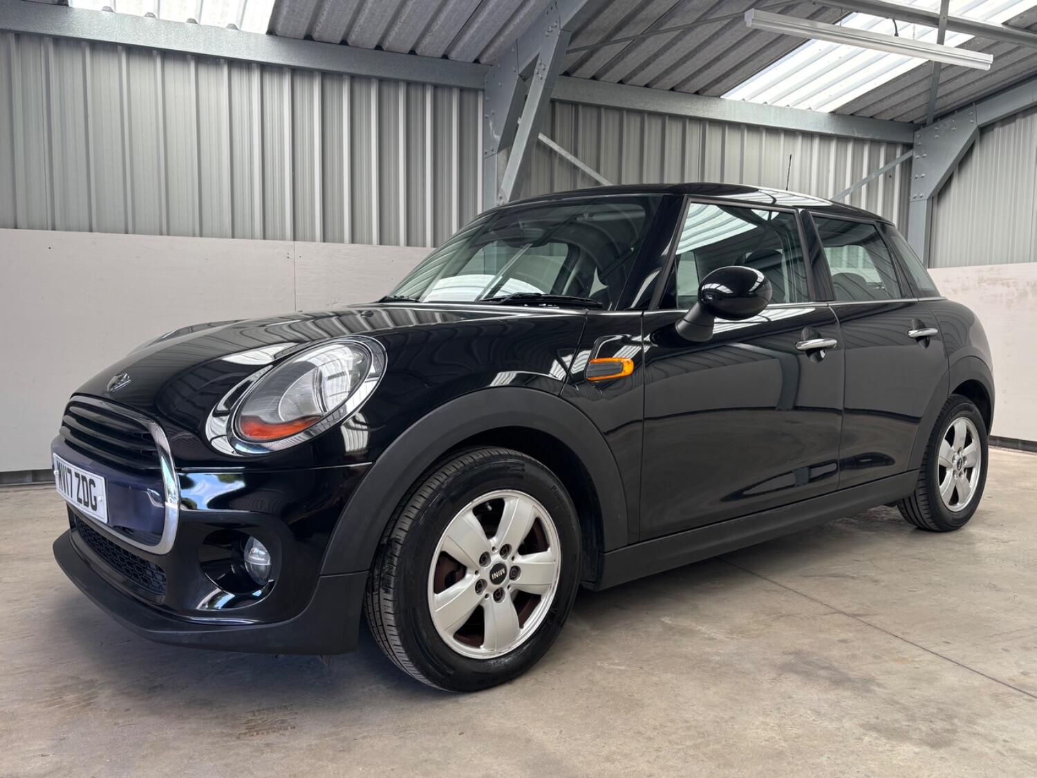 MINI Hatch
