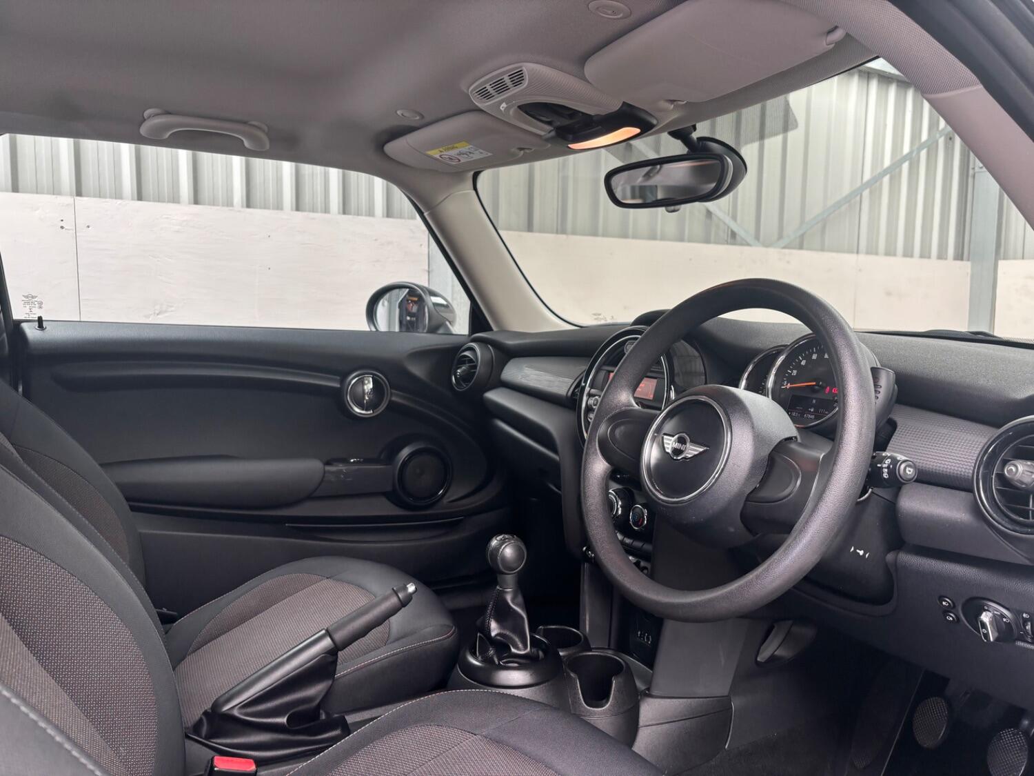MINI Hatch