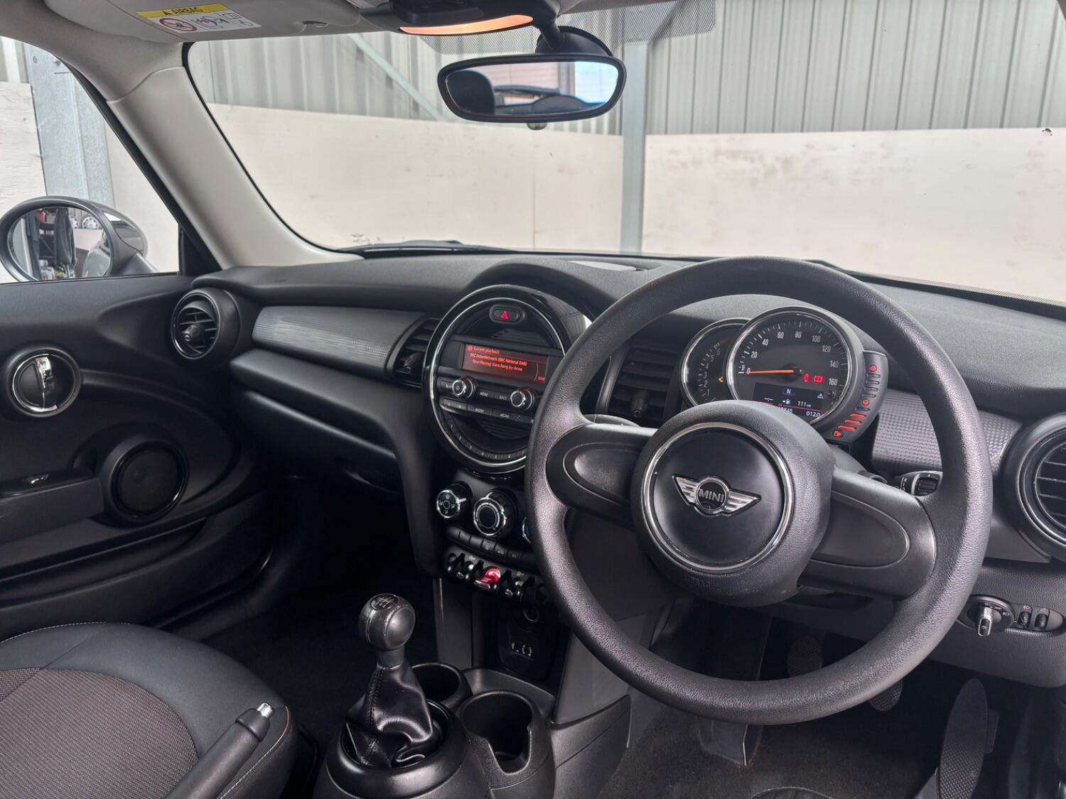 MINI Hatch
