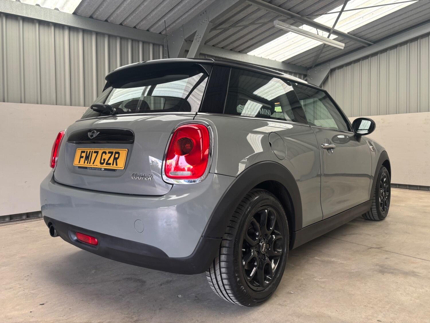 MINI Hatch