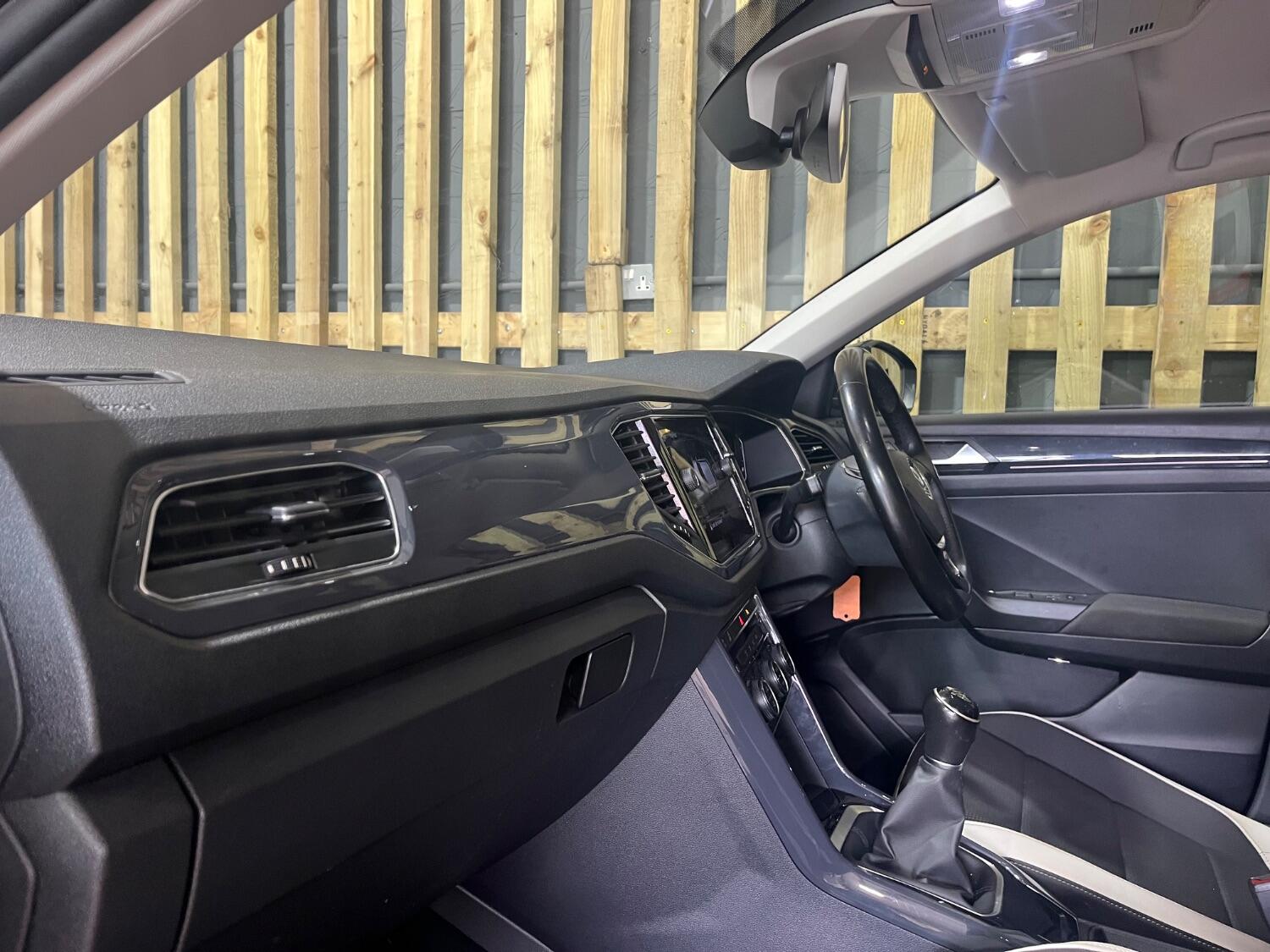 Volkswagen T Roc