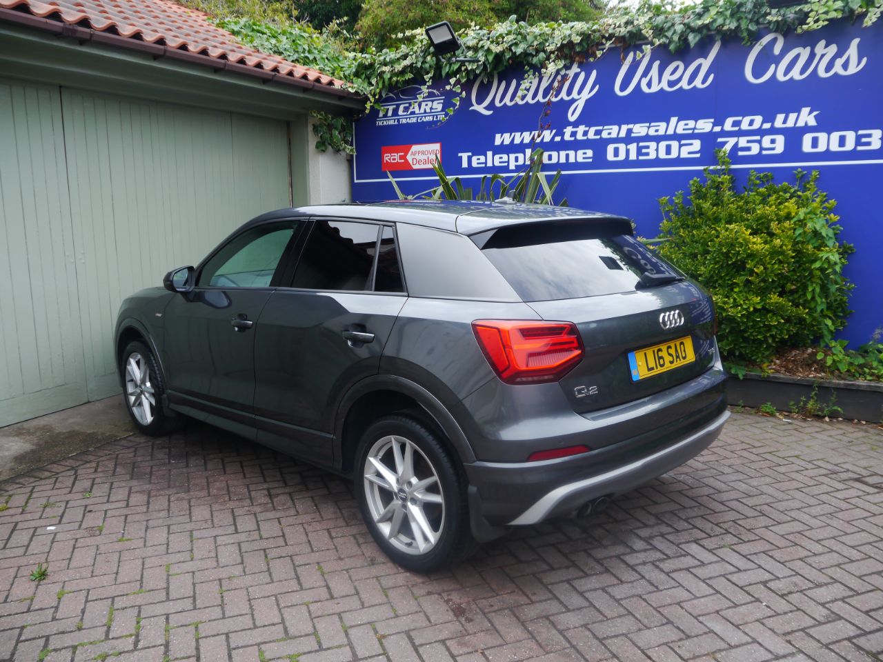Audi Q2