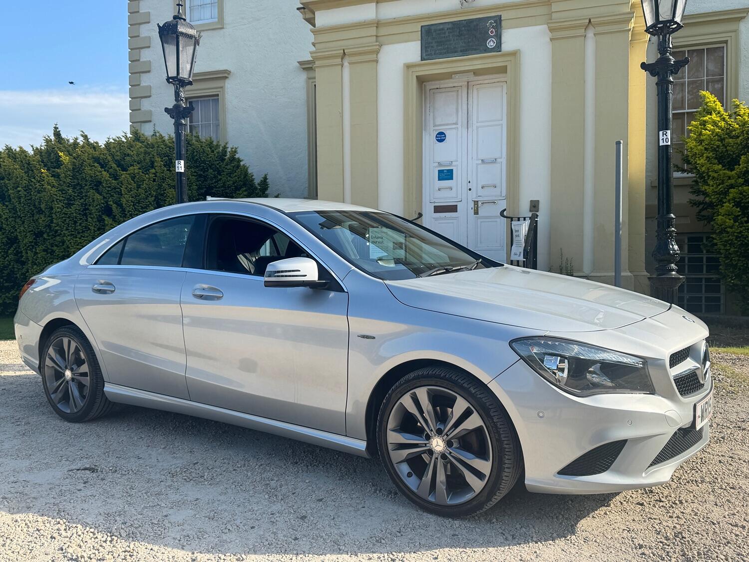 Mercedes Benz CLA