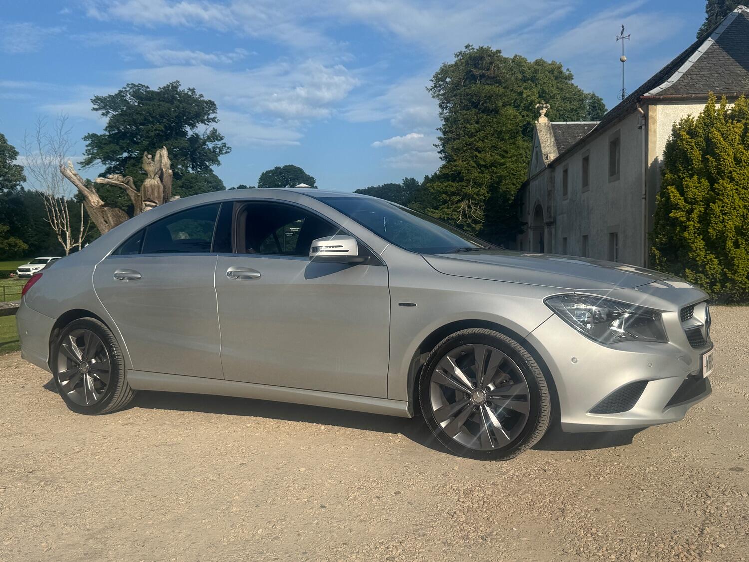 Mercedes Benz CLA