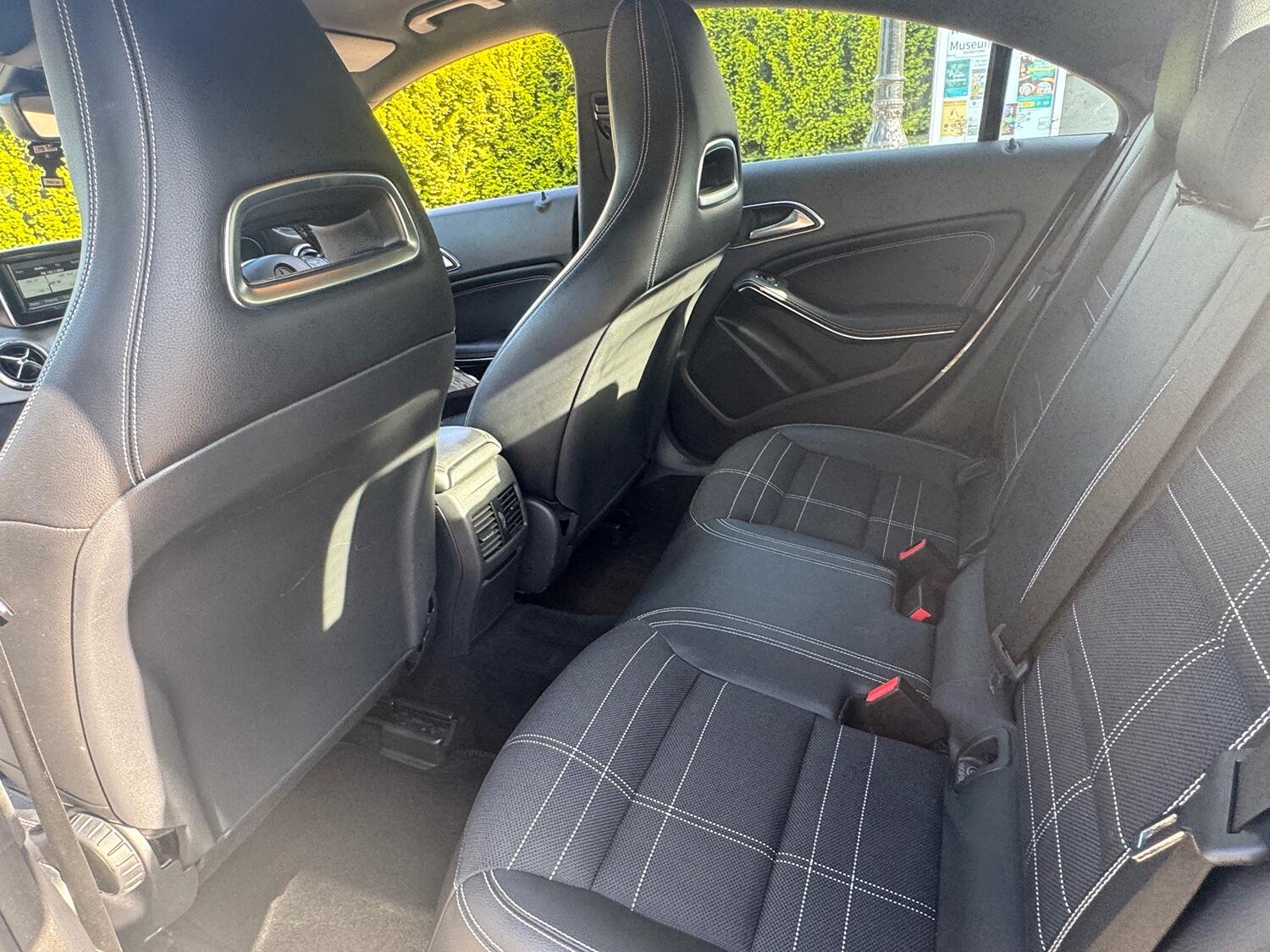 Mercedes Benz CLA
