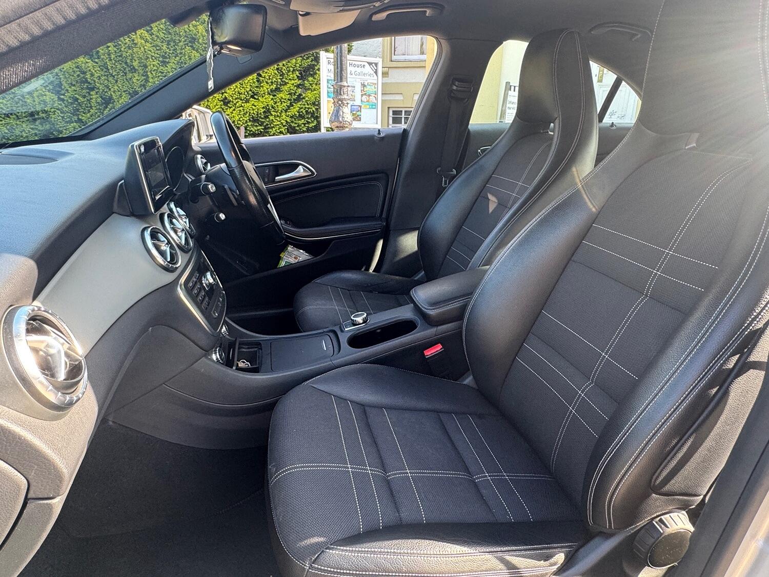 Mercedes Benz CLA