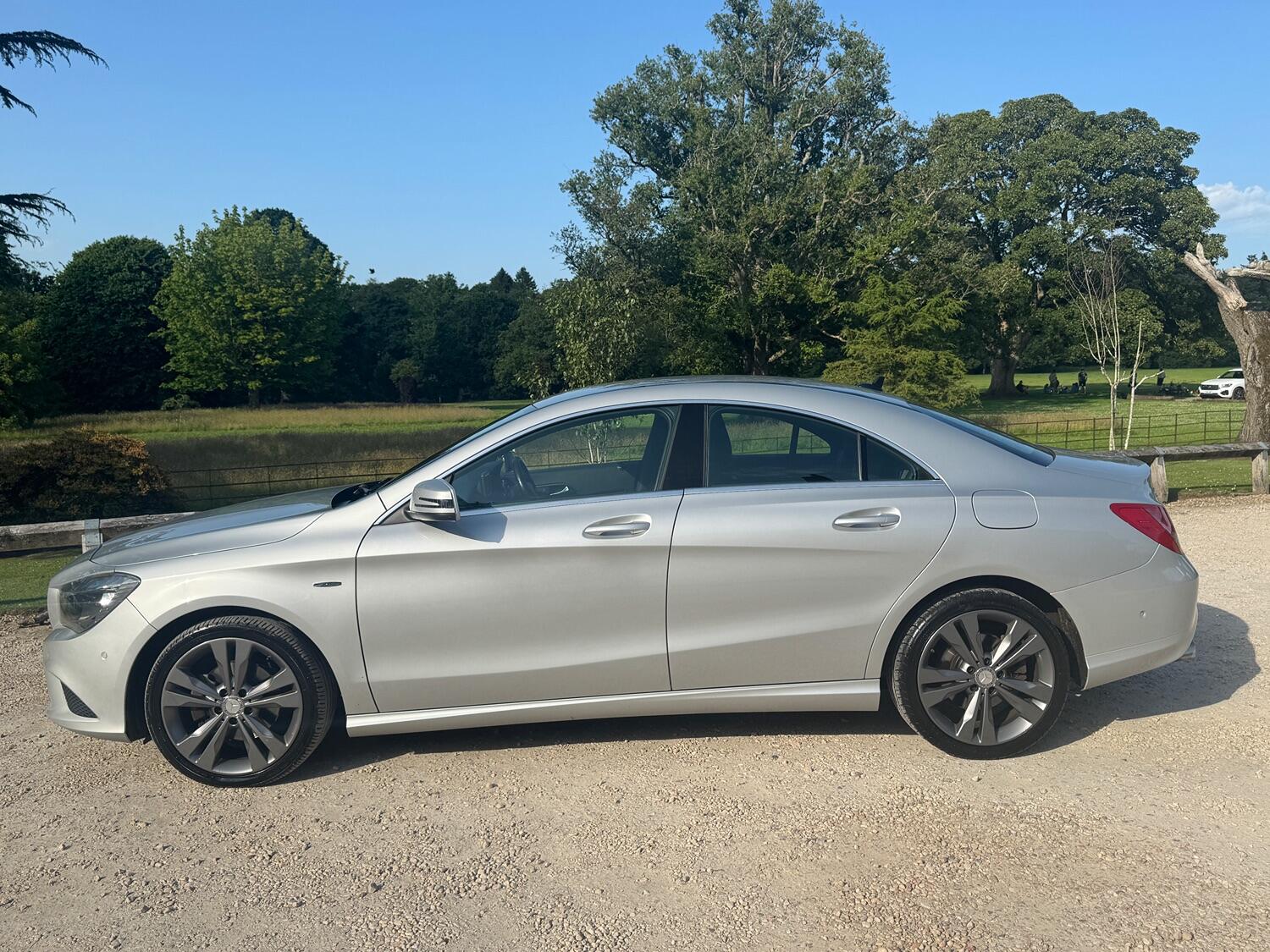 Mercedes Benz CLA