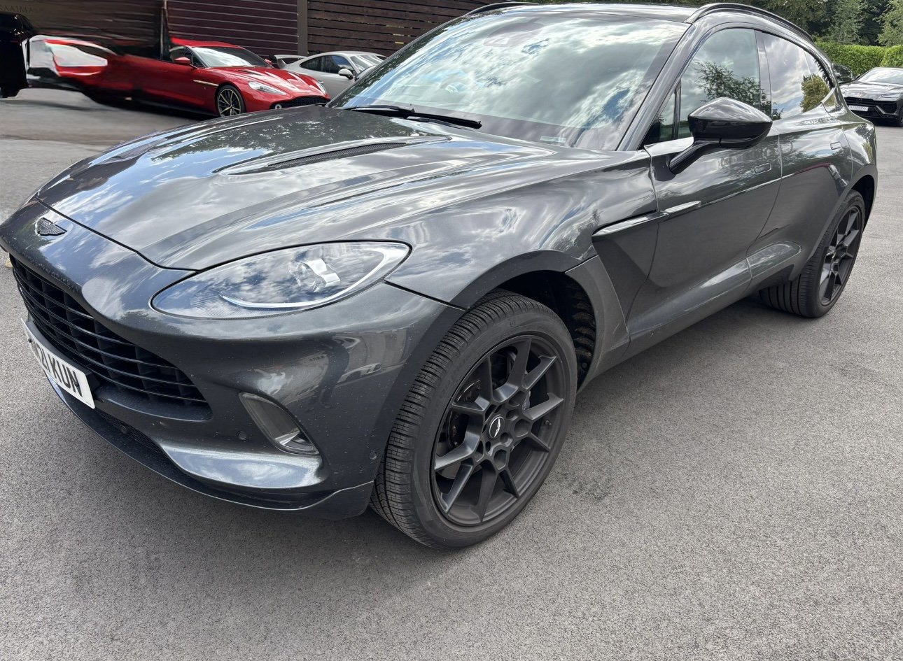 Aston Martin DBX
